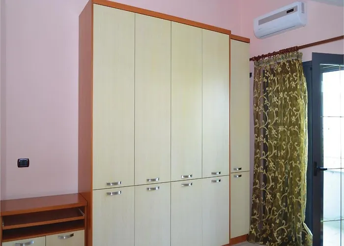 Pishat E Buta 28 Golem (Tirana)