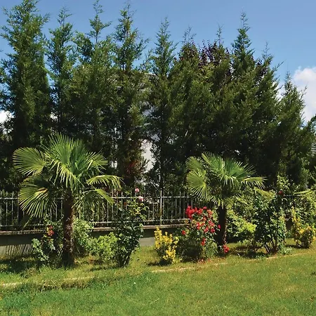 Pishat E Buta 28 בית נופש