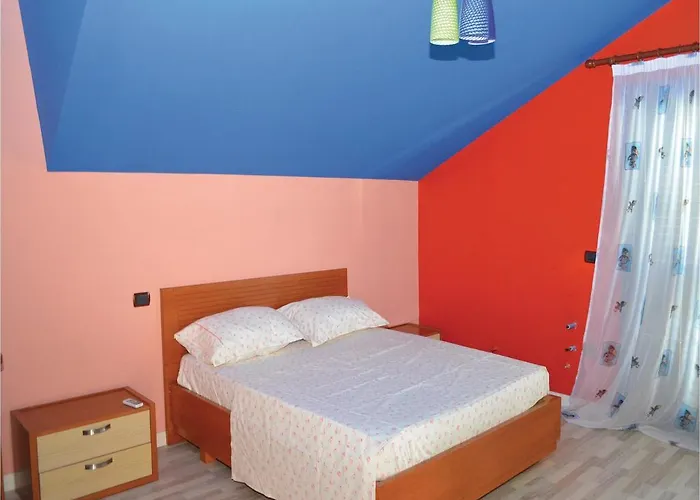 Pishat E Buta 28 Tatil Evi *